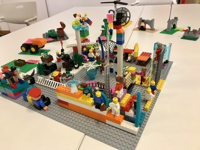 LEGO Serious Play, LEGO, Schweiz, spielend weiterkommen, Storytelling, Methaphern, Komplexität sichtbar machen, Teamentwicklung